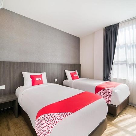 Capital O 89386 Stay 365 Hotel Changlun Extérieur photo