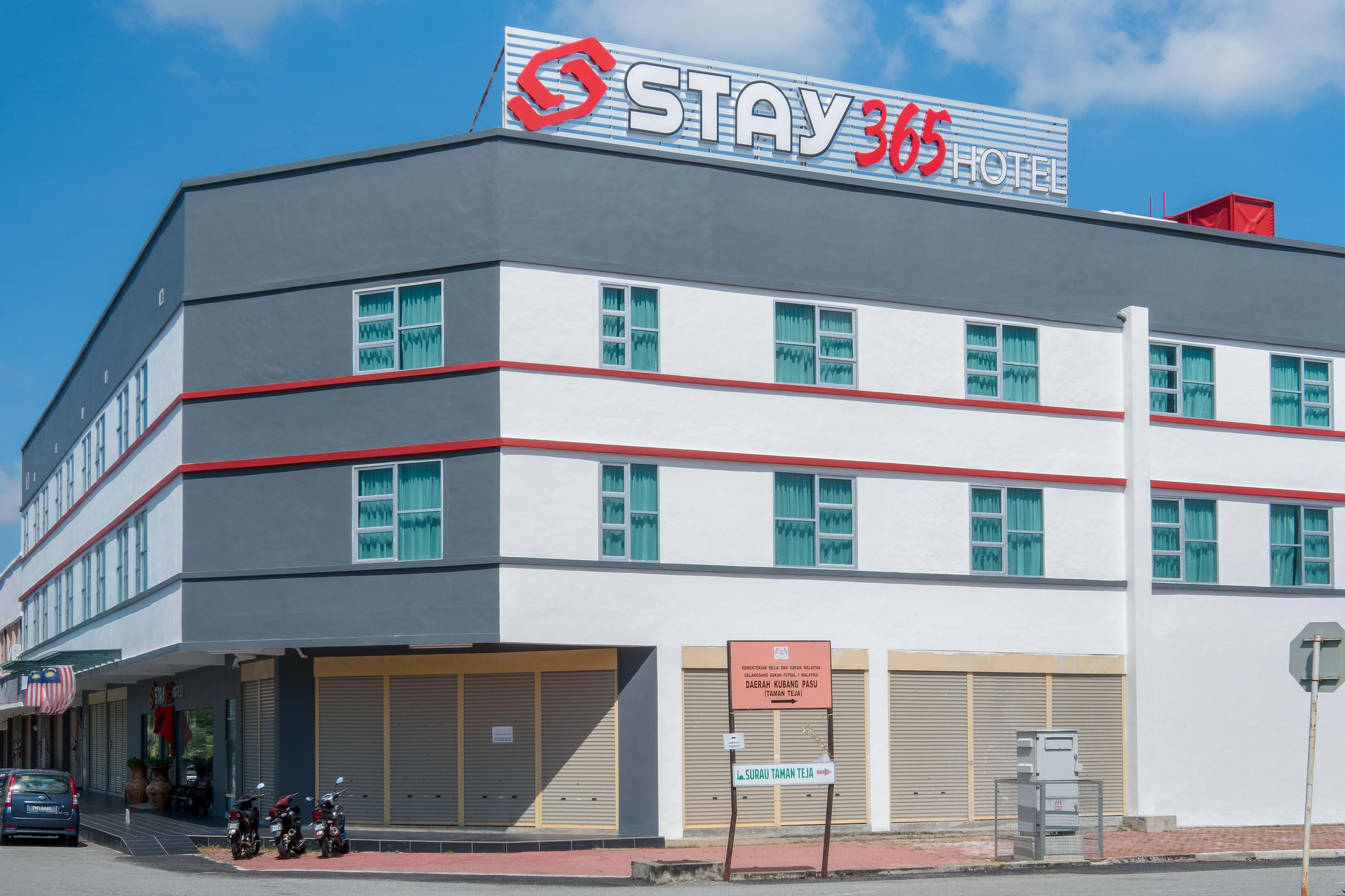 Capital O 89386 Stay 365 Hotel Changlun Extérieur photo