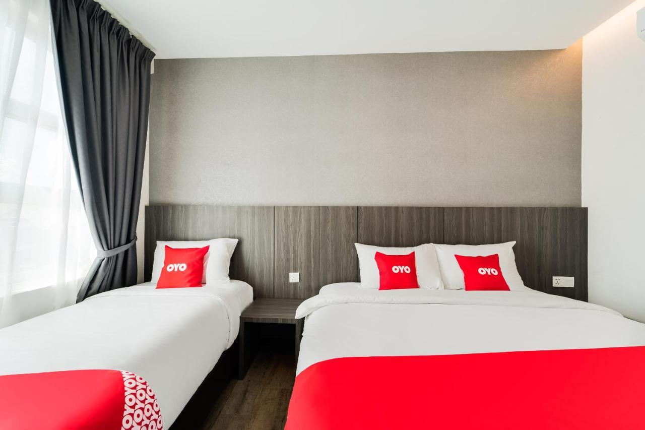 Capital O 89386 Stay 365 Hotel Changlun Extérieur photo