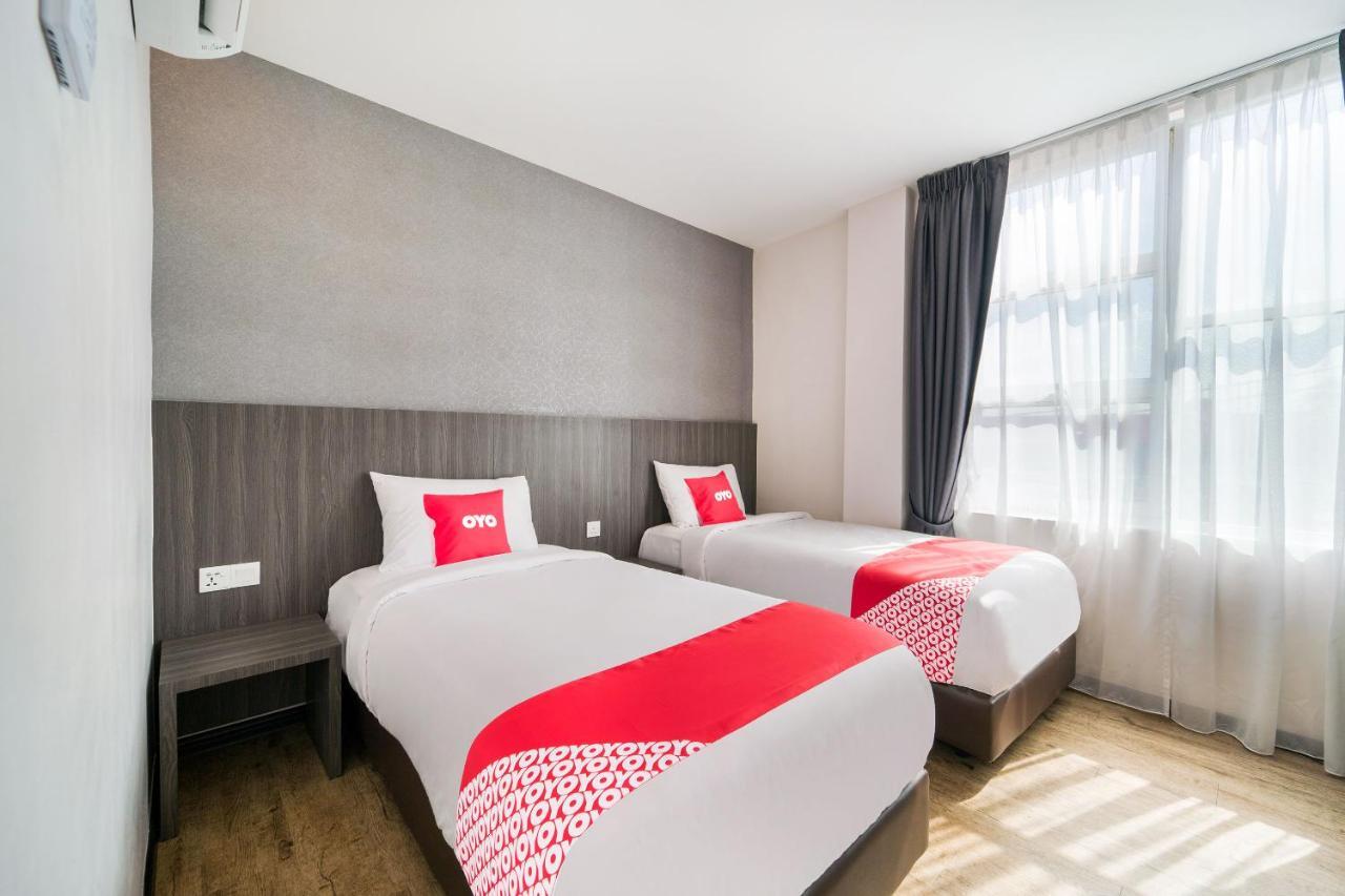 Capital O 89386 Stay 365 Hotel Changlun Extérieur photo